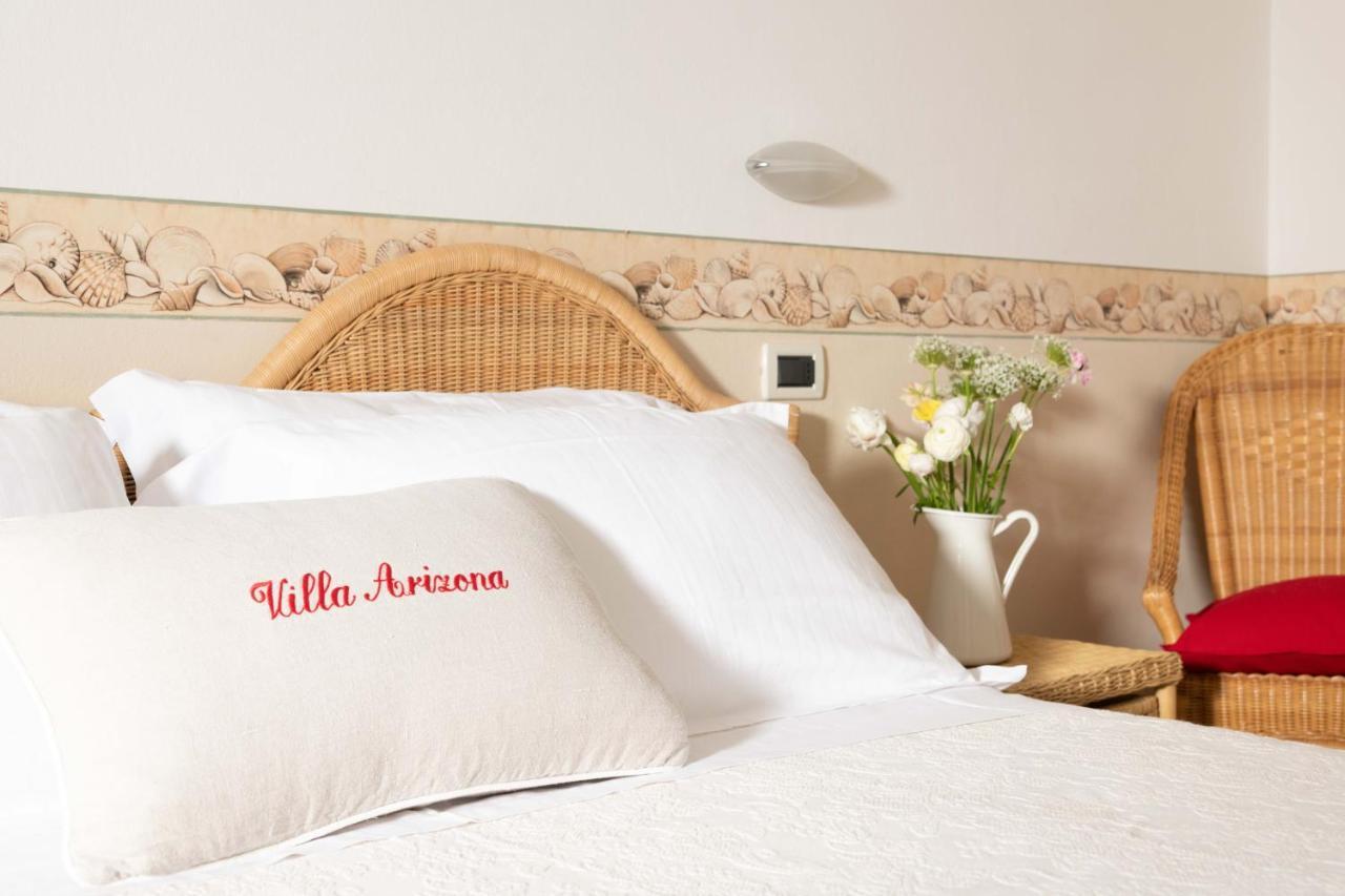 Villa Arizona 米兰马瑞提那 外观 照片